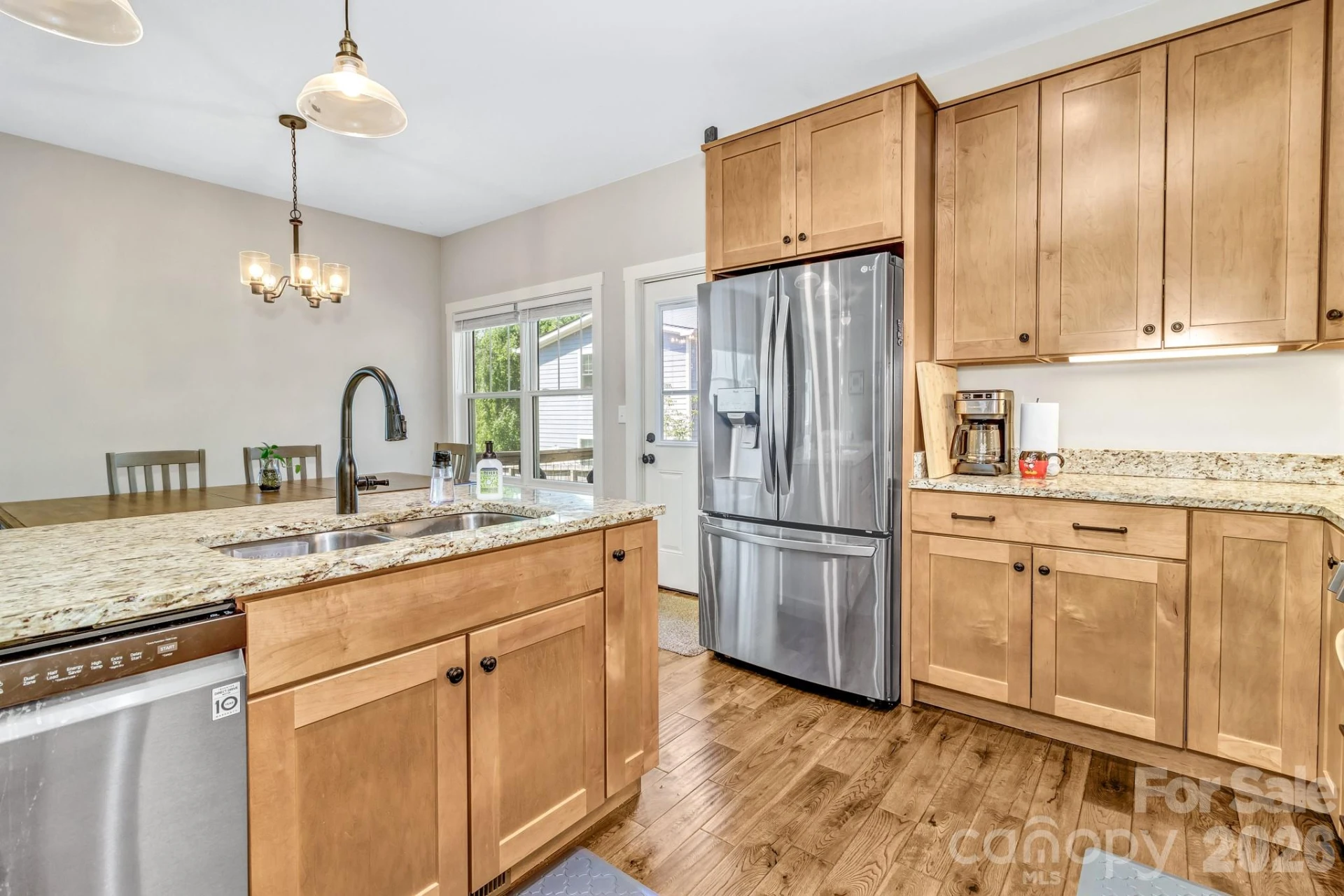 116 Craggy Street - Photo 15