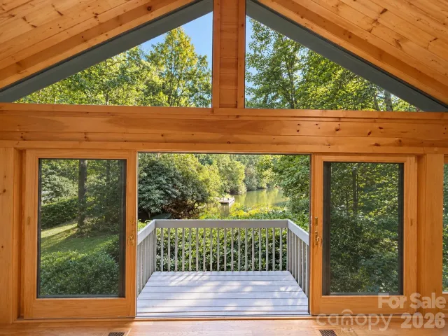 960 Middle Connestee Trail