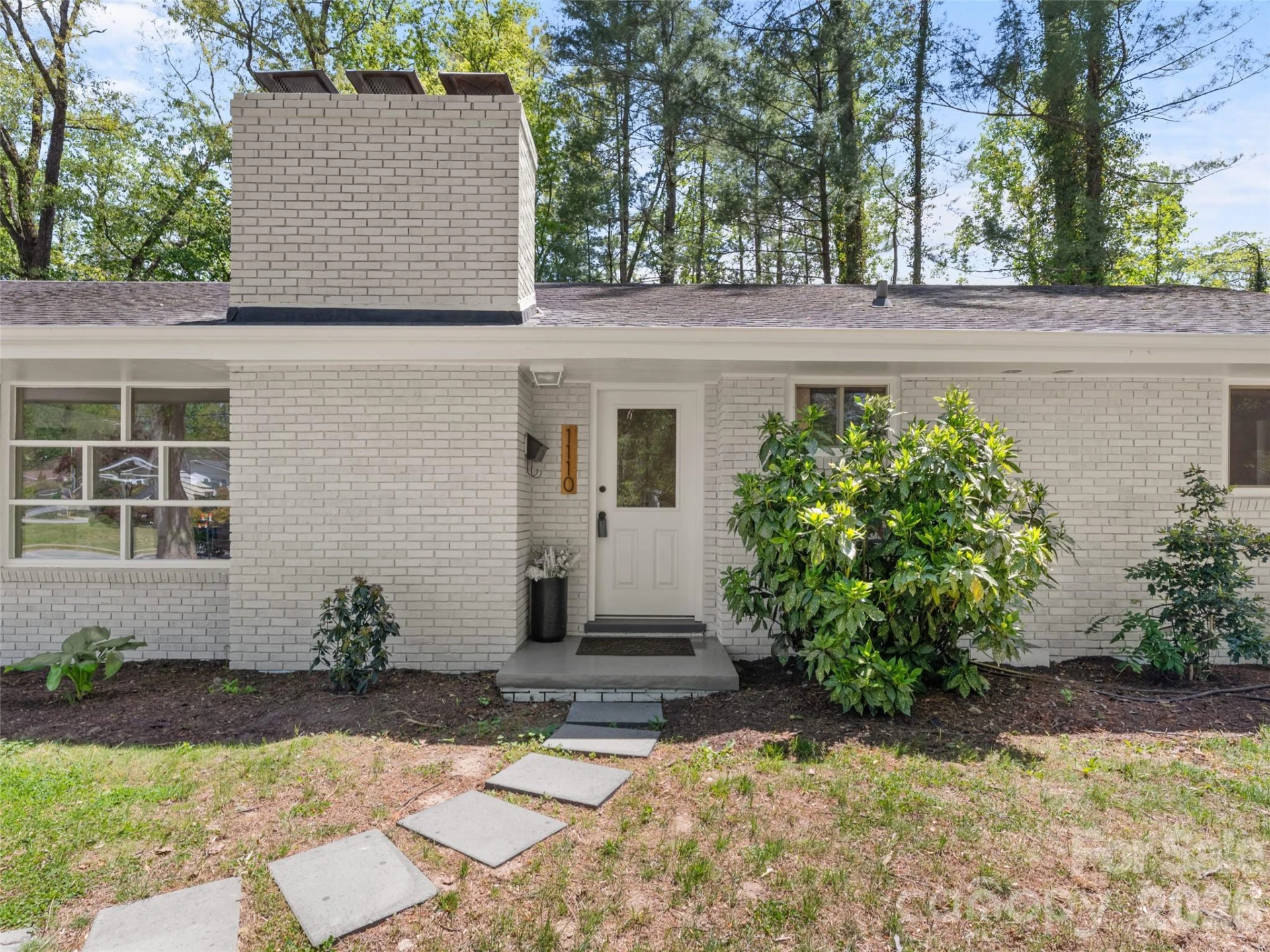 1110 3rd Avenue W - Photo 6