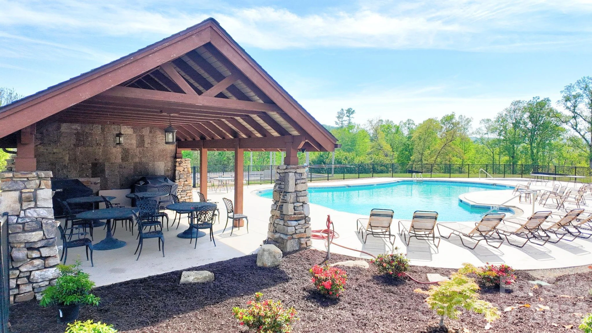 108 Fairway Knoll Drive - Photo 39