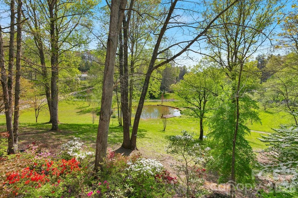 1388 King Road - Photo 2