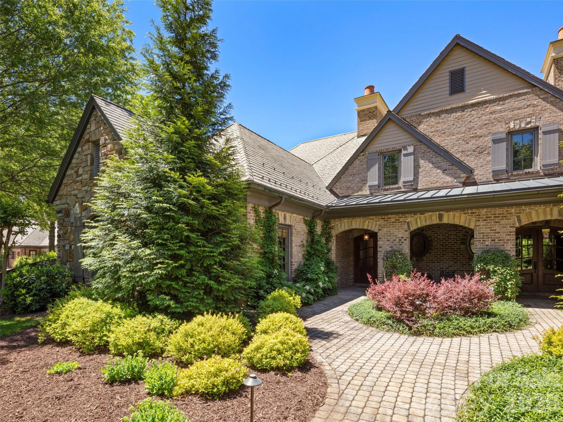 14 Golfside Court - Photo 2