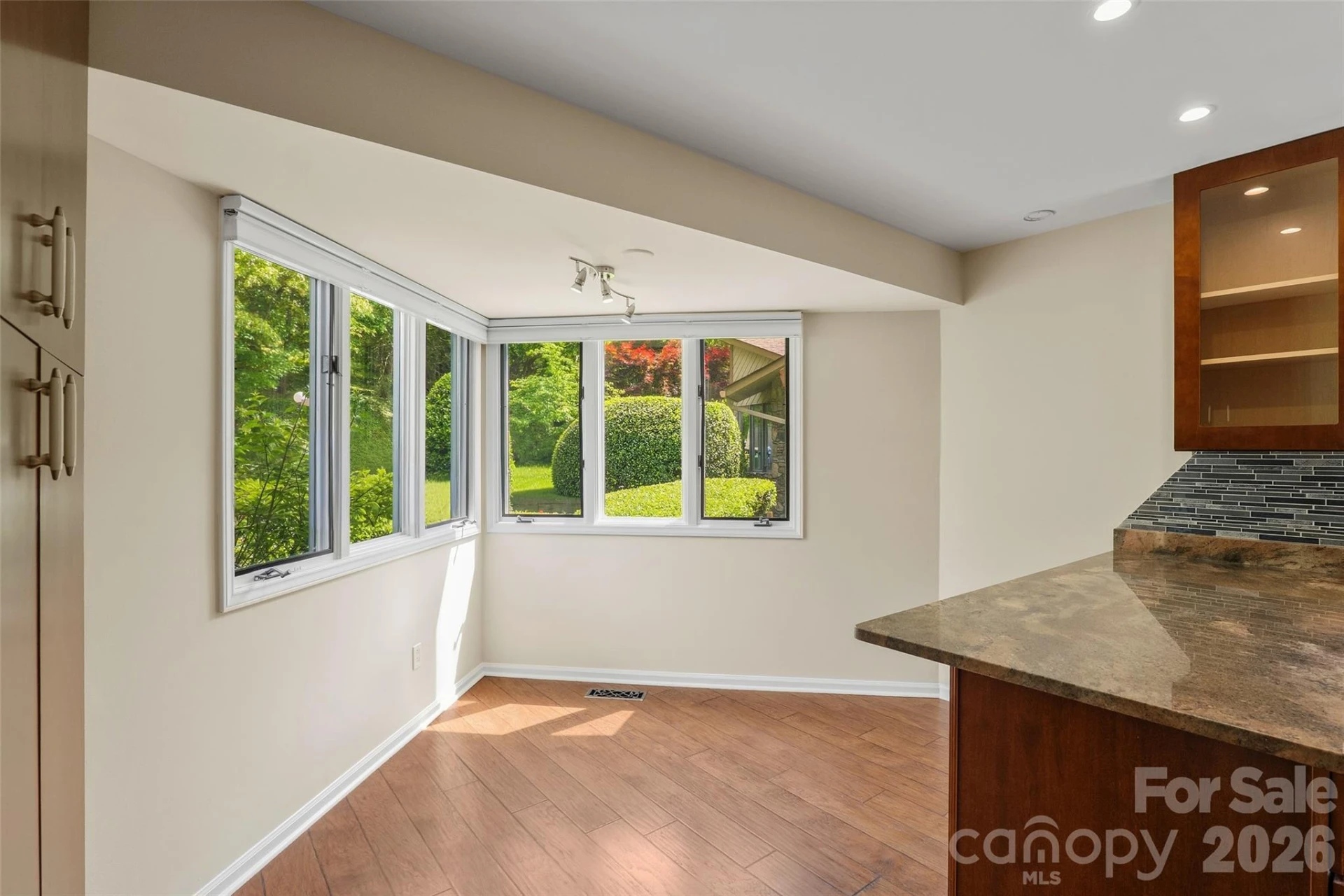 201 Timber Drive - Photo 9
