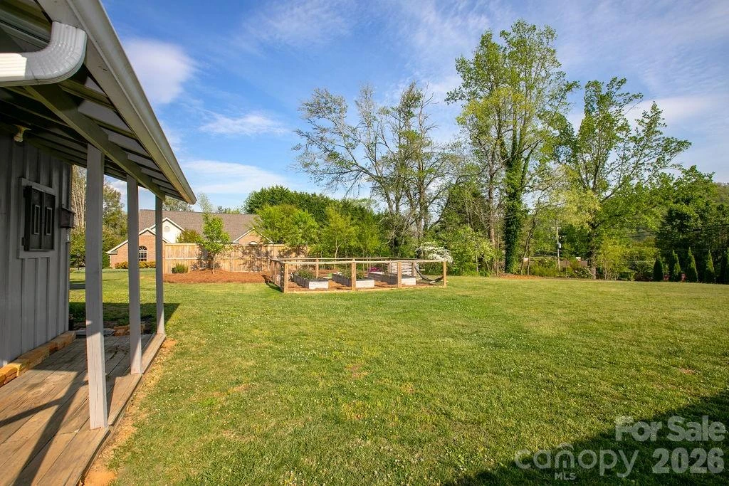 TBD Triple Terrace #B - Photo 16