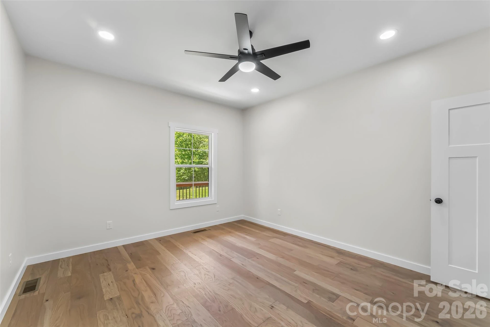 438 Plantation Drive - Photo 22