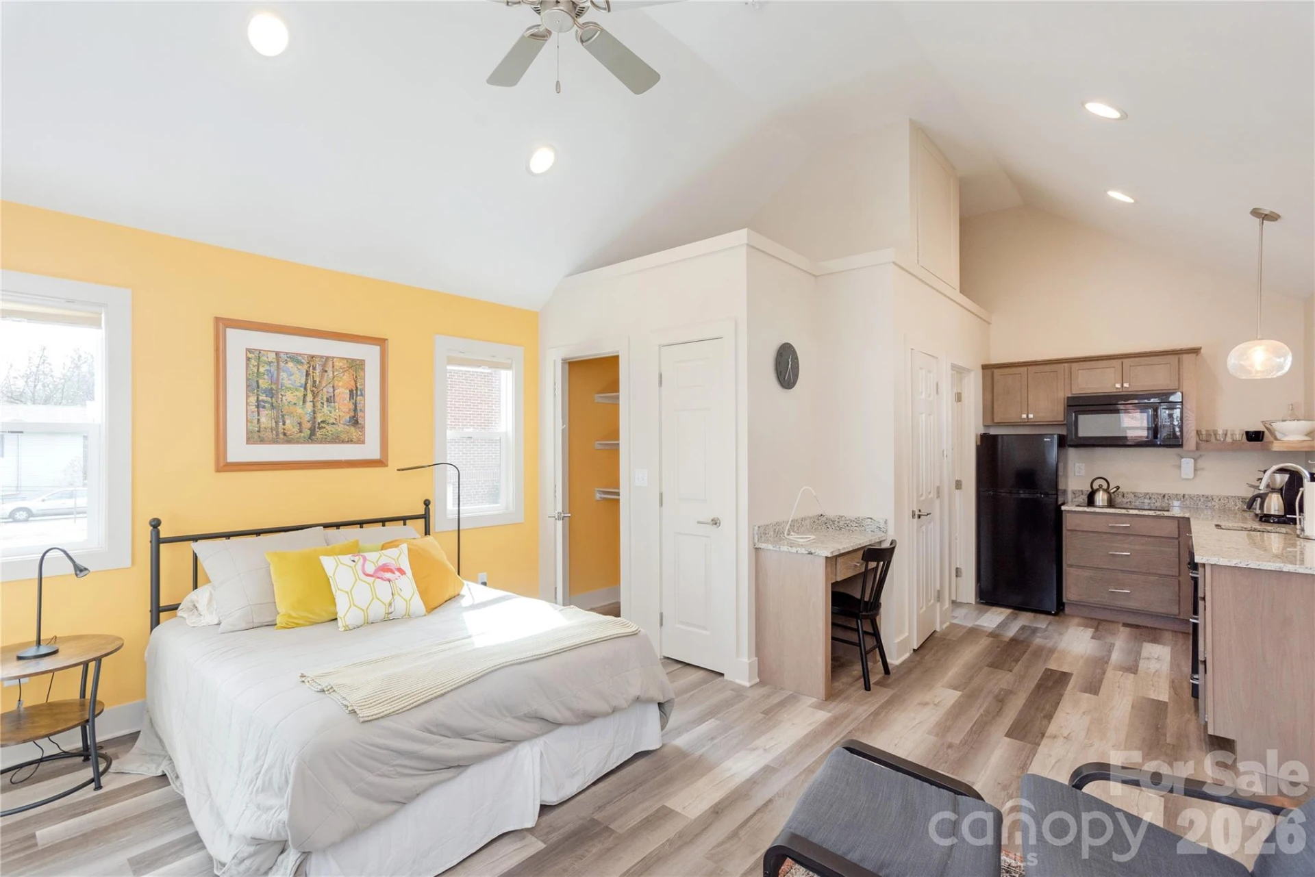 608 Ray Avenue - Photo 5