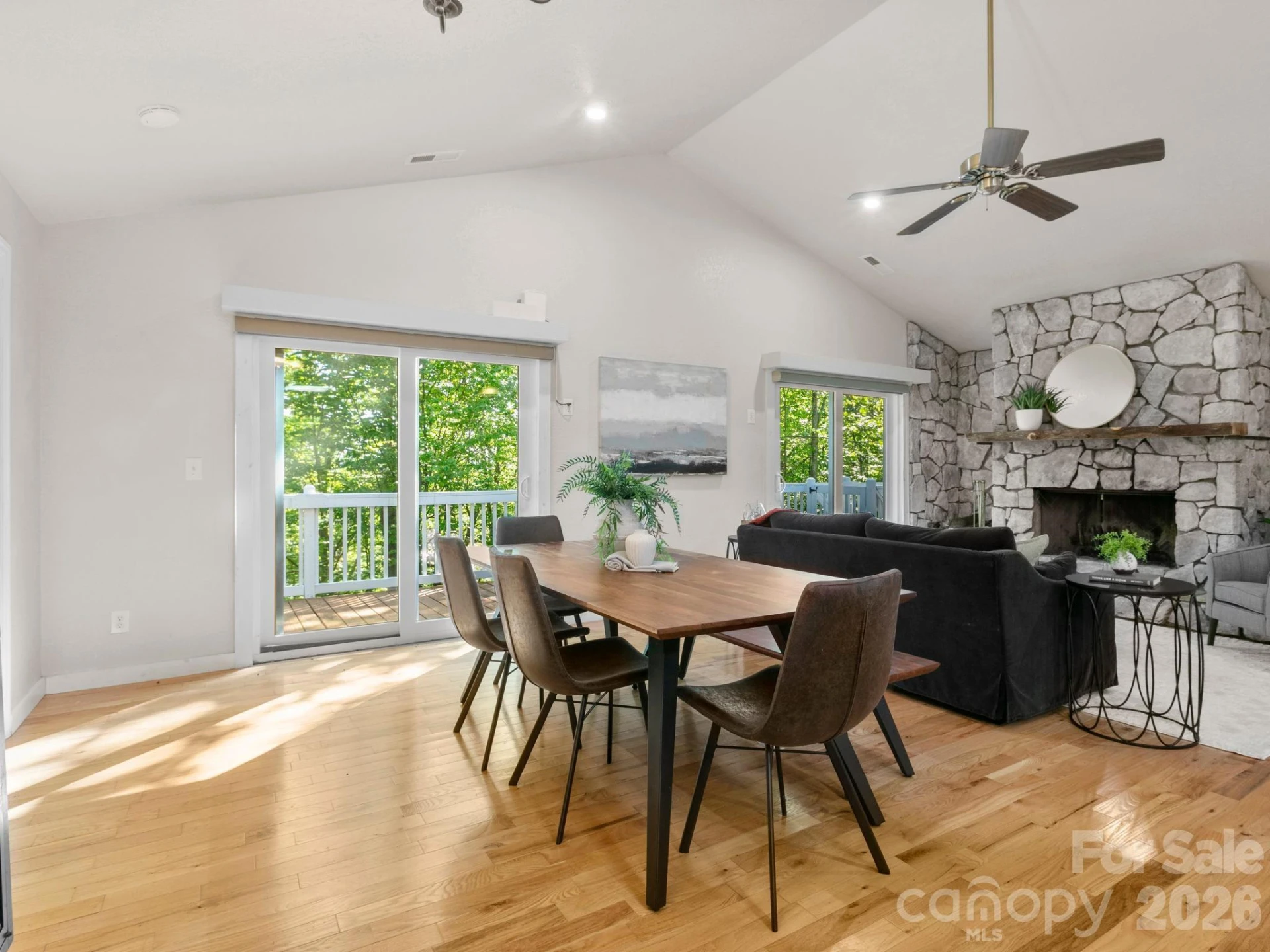 220 Jones Court - Photo 8