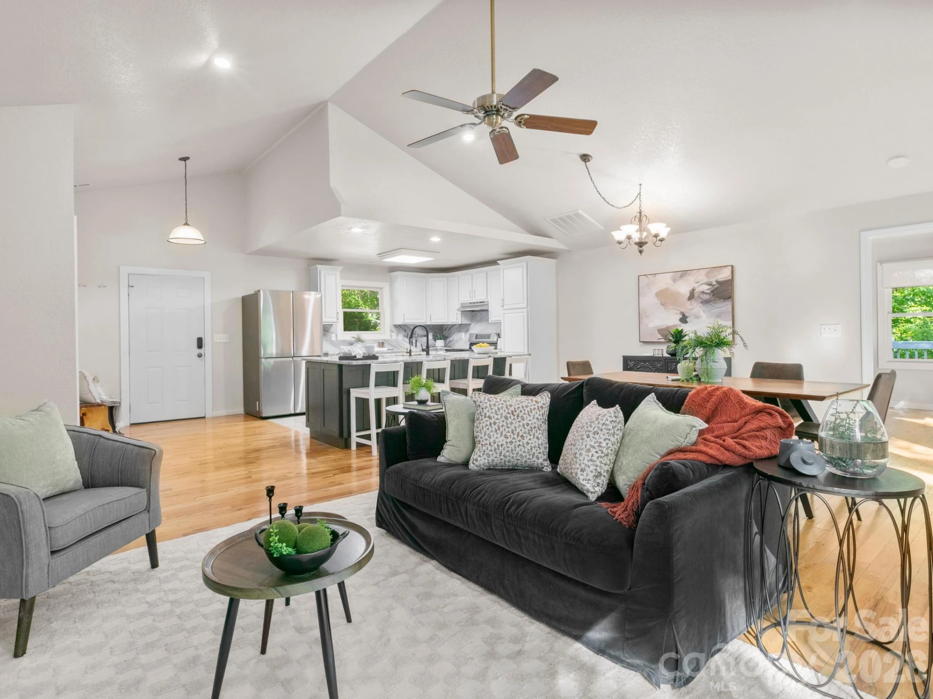 220 Jones Court - Photo 6