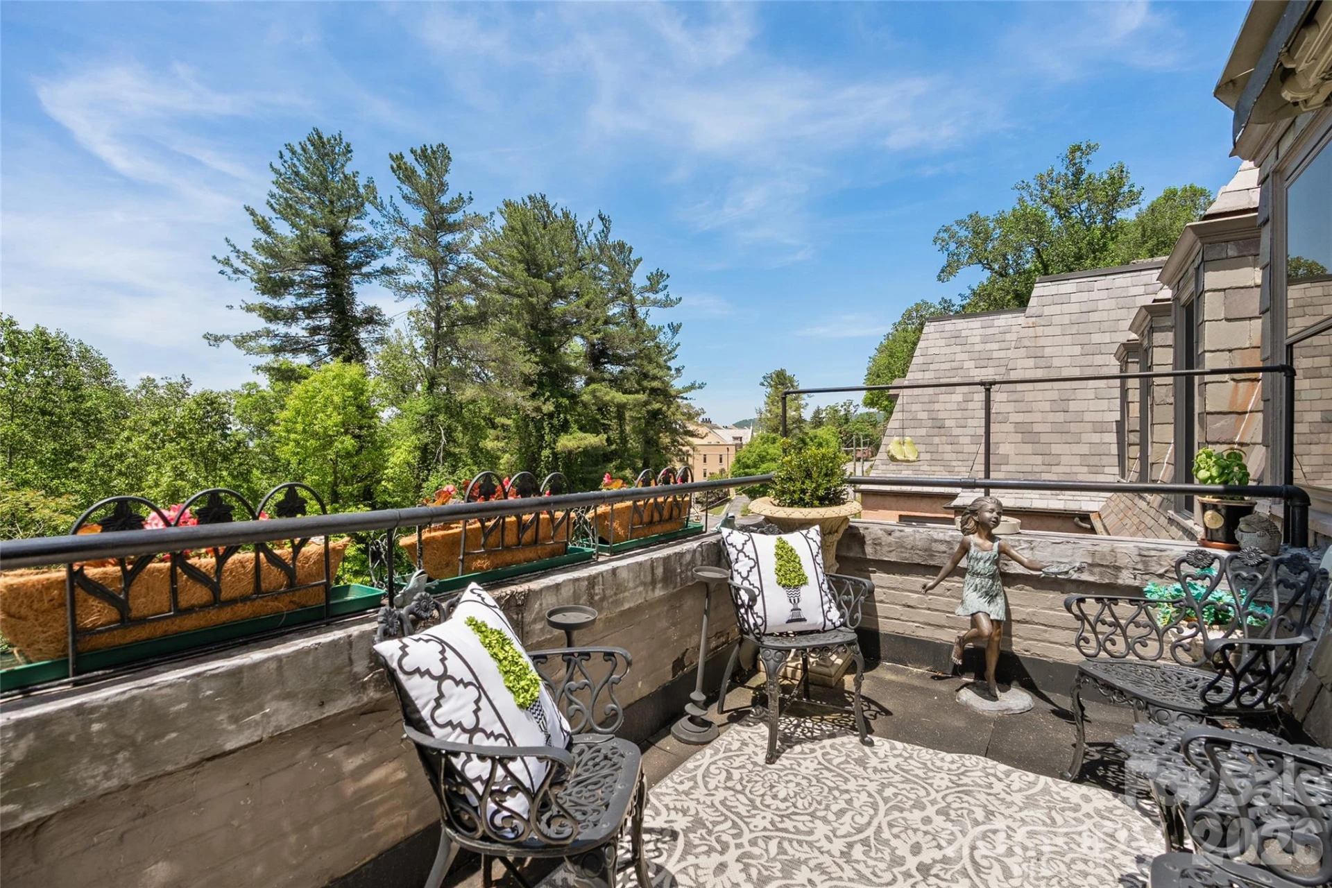 185 Macon Avenue #B10 - Photo 13