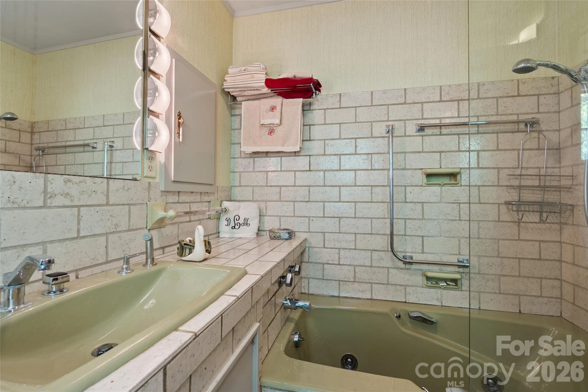 185 Macon Avenue #B10 - Photo 31
