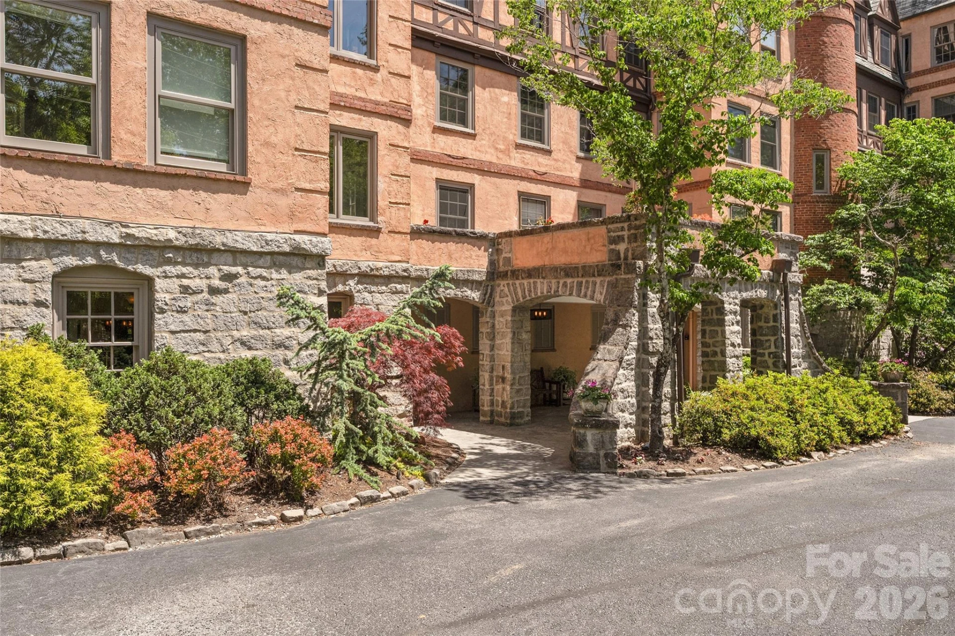 185 Macon Avenue #B10 - Photo 33