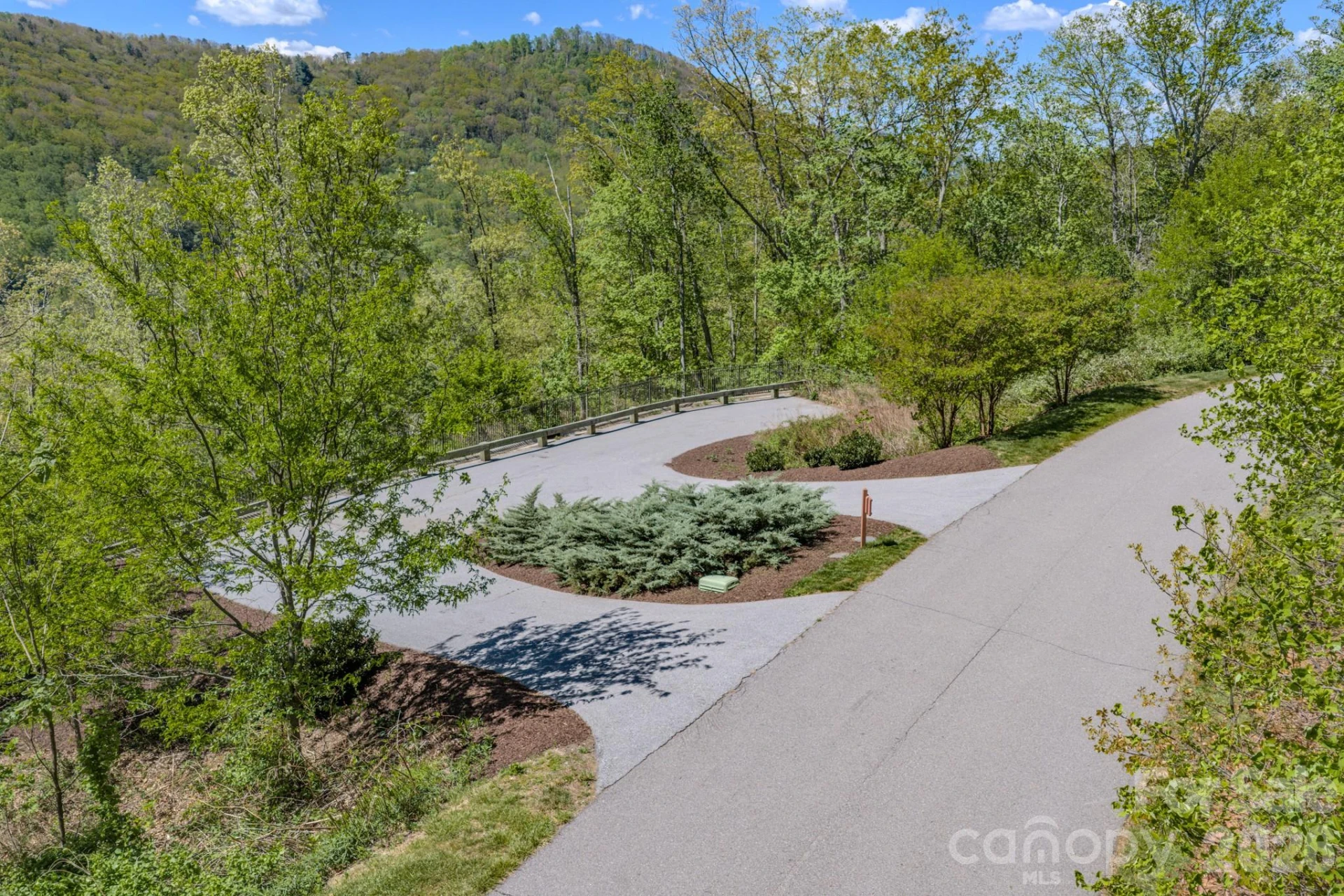 67 CLEAR WATER TRAIL Road #511 - Photo 8