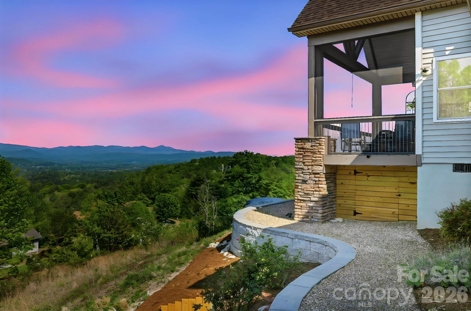 467 Crystal Heights Drive - Photo 4
