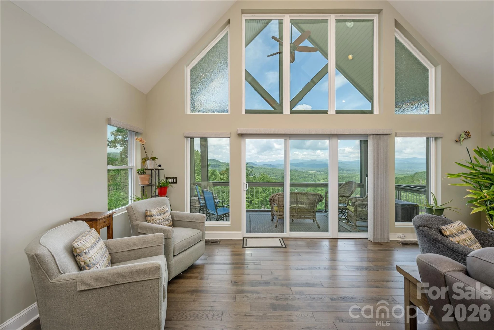 467 Crystal Heights Drive - Photo 11