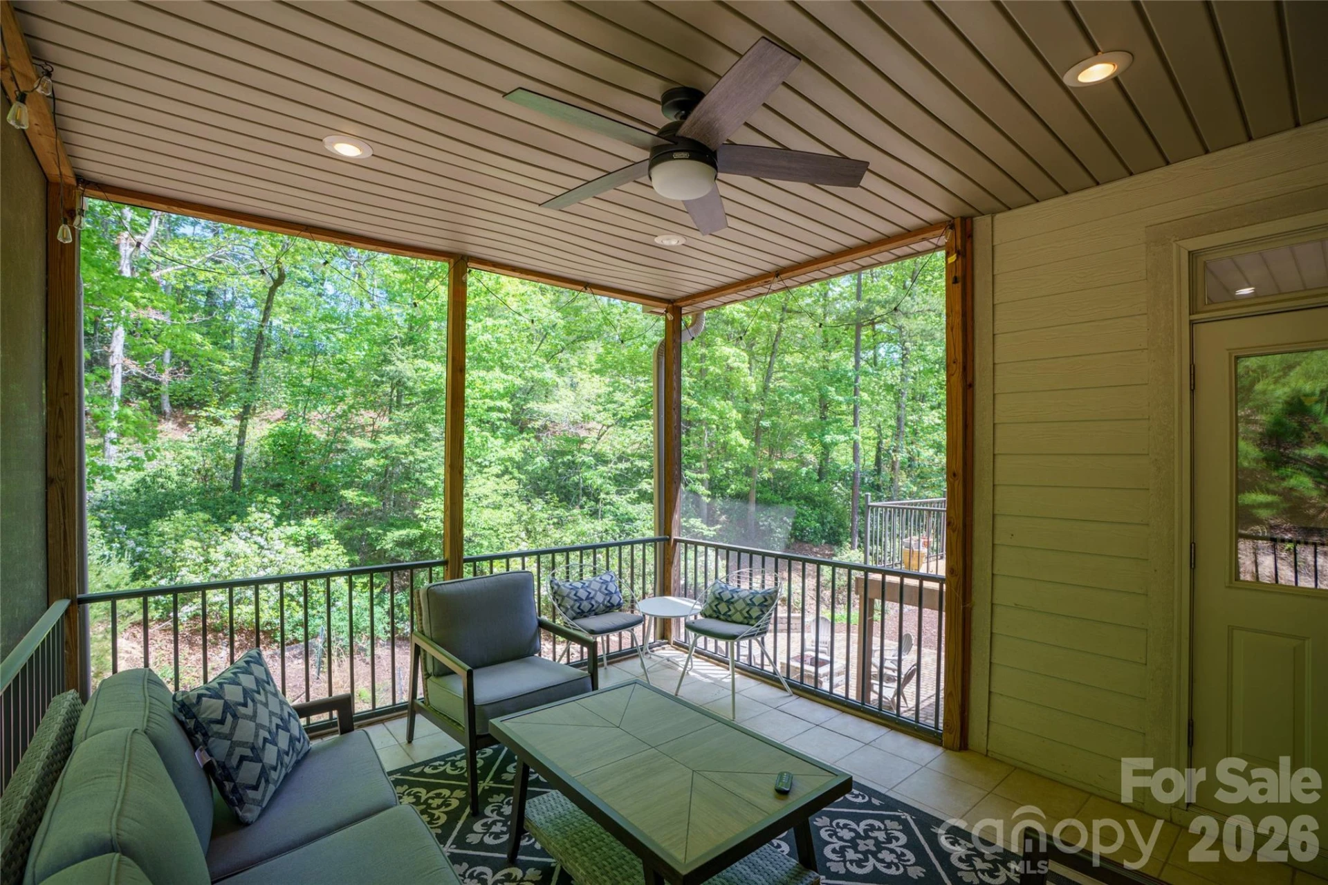 176 Hemlock Lane - Photo 34