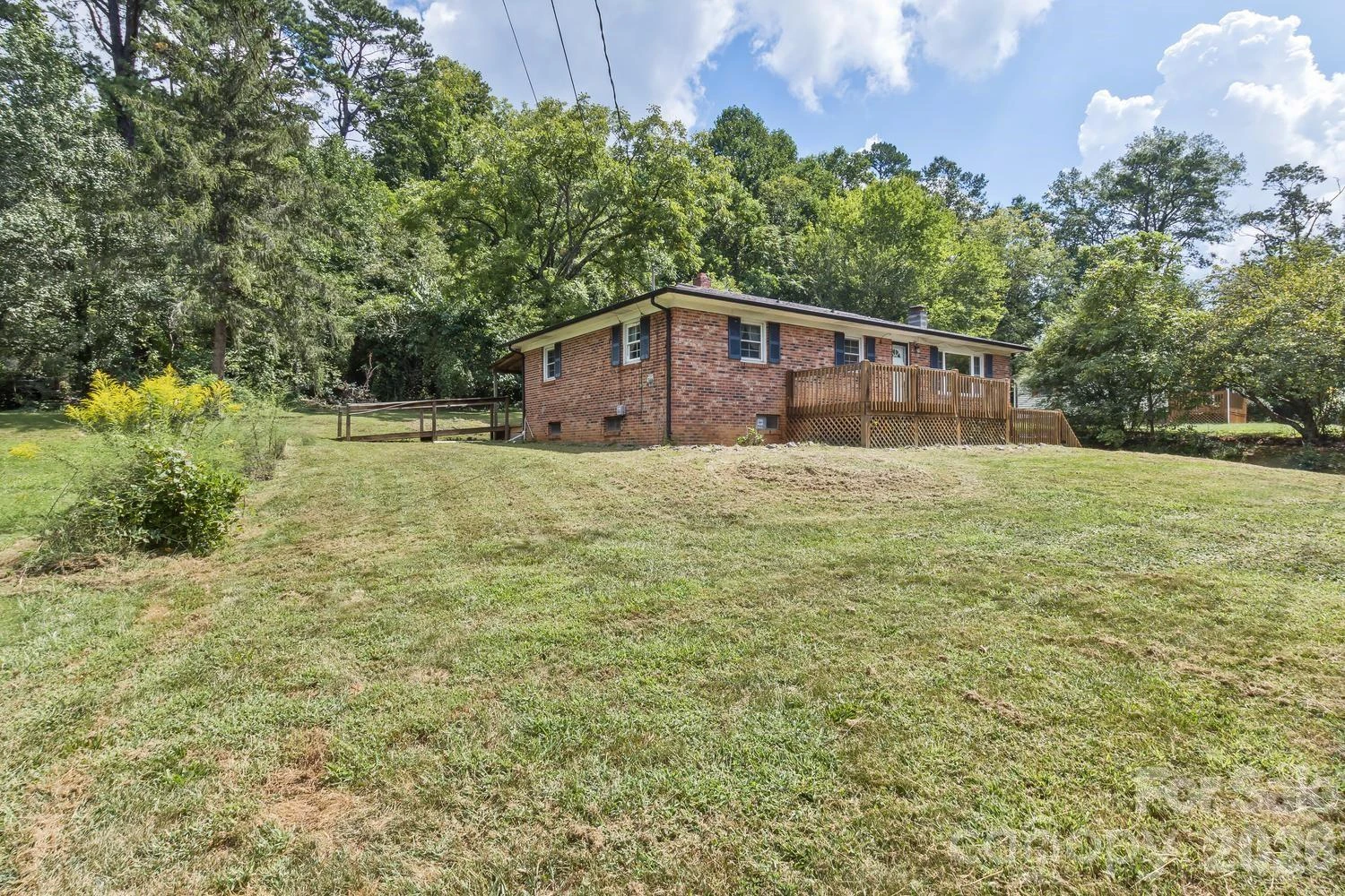 379 Bee Tree Road - Photo 2