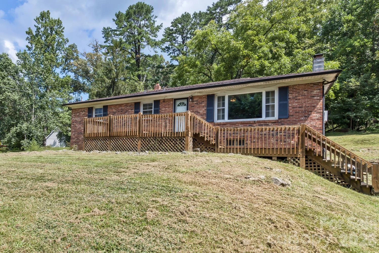 379 Bee Tree Road - Photo 3
