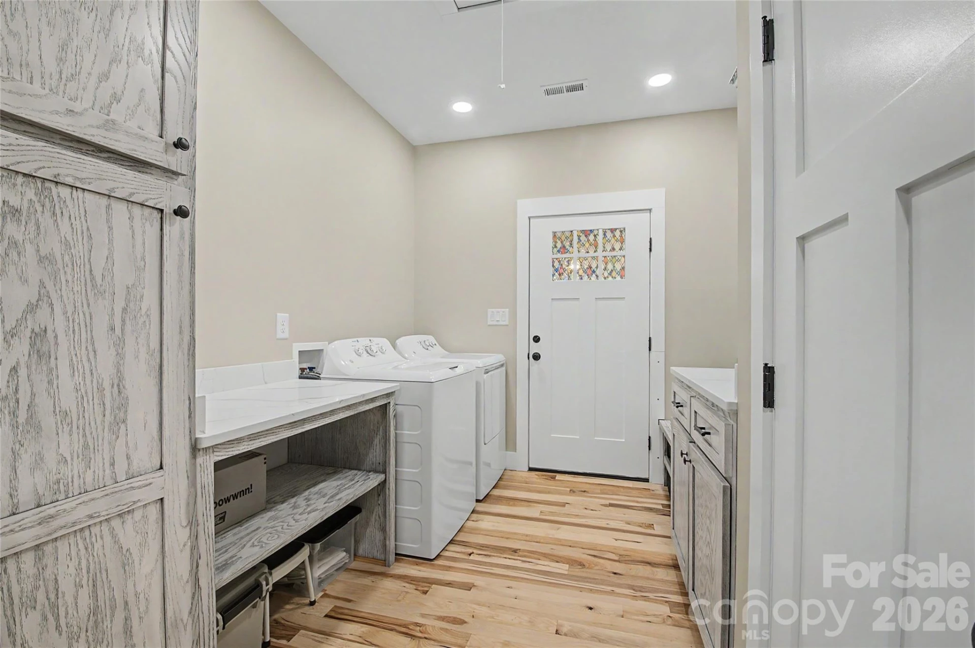 107 N Dakota Drive - Photo 10