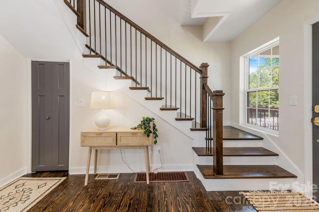 131 Woodrow Avenue - Photo 18