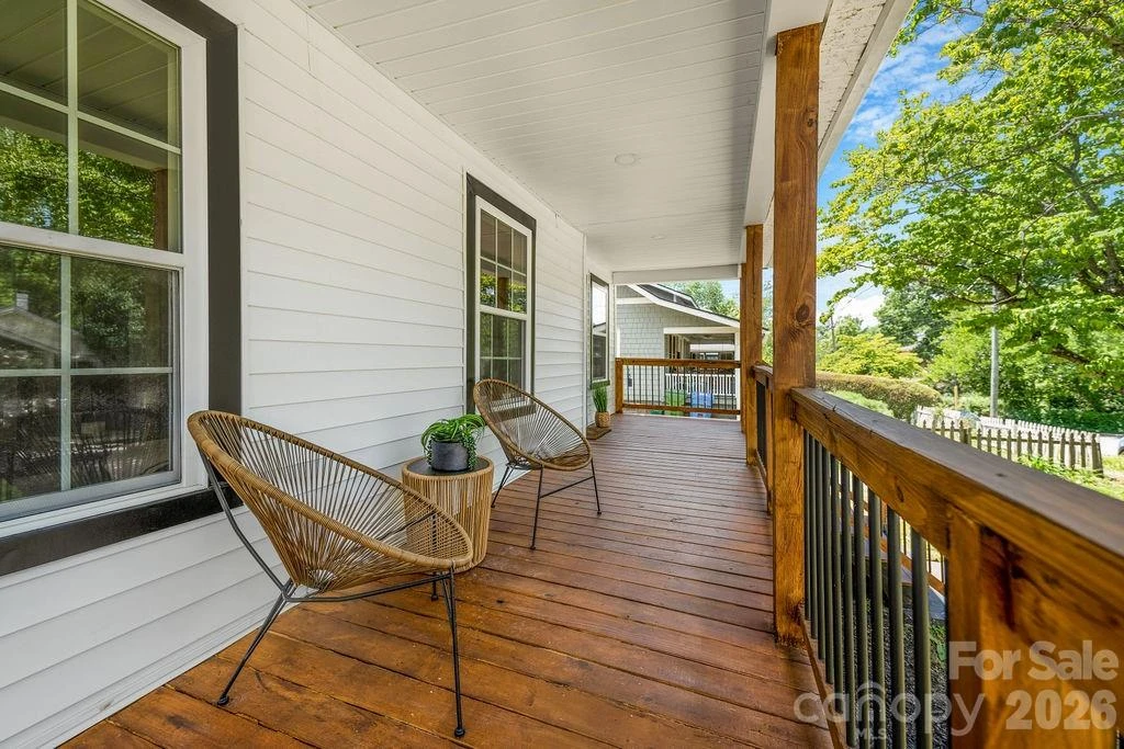 131 Woodrow Avenue - Photo 5