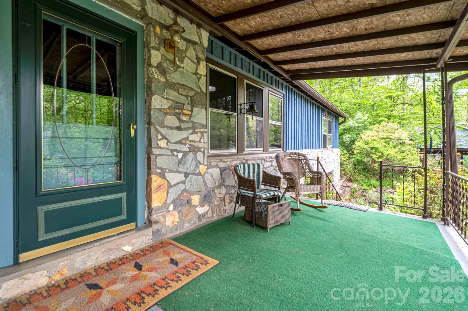 257 Pine Street - Photo 3