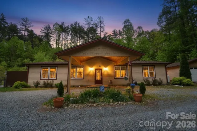 945 N Country Club Road