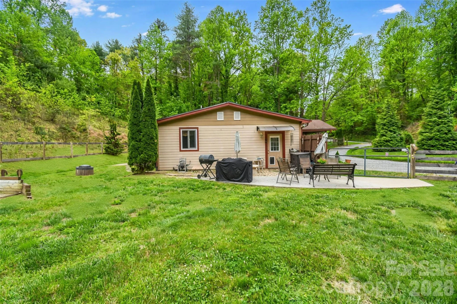 945 N Country Club Road - Photo 37