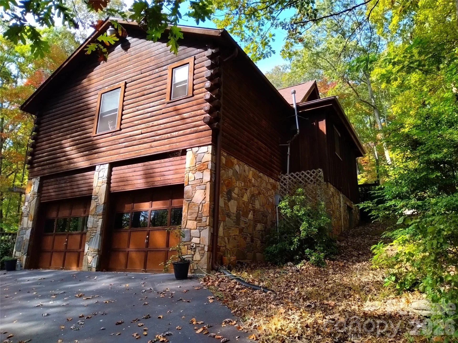 221 Hammer Hollow Drive - Photo 34