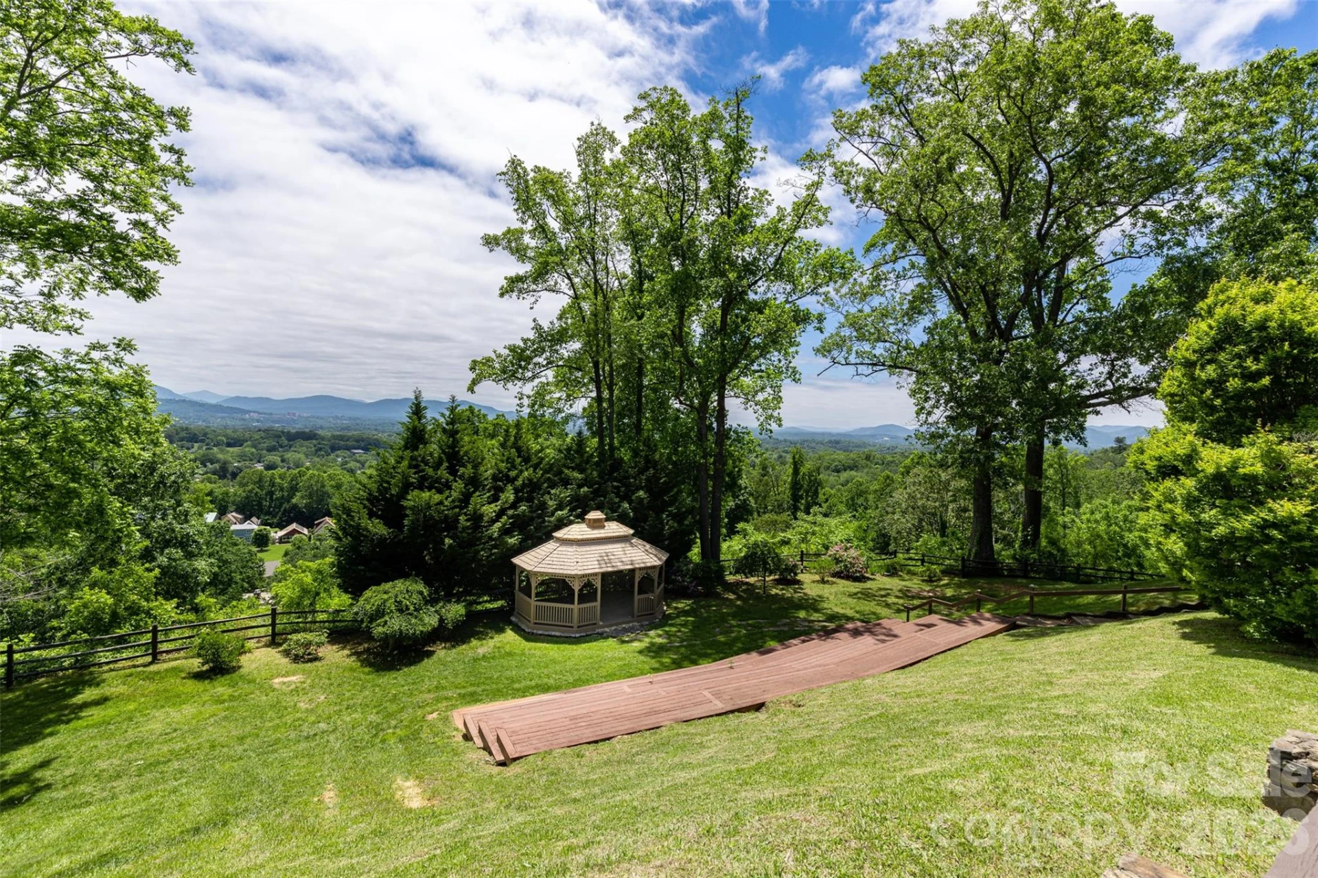 92 Chimney Crest Drive - Photo 6