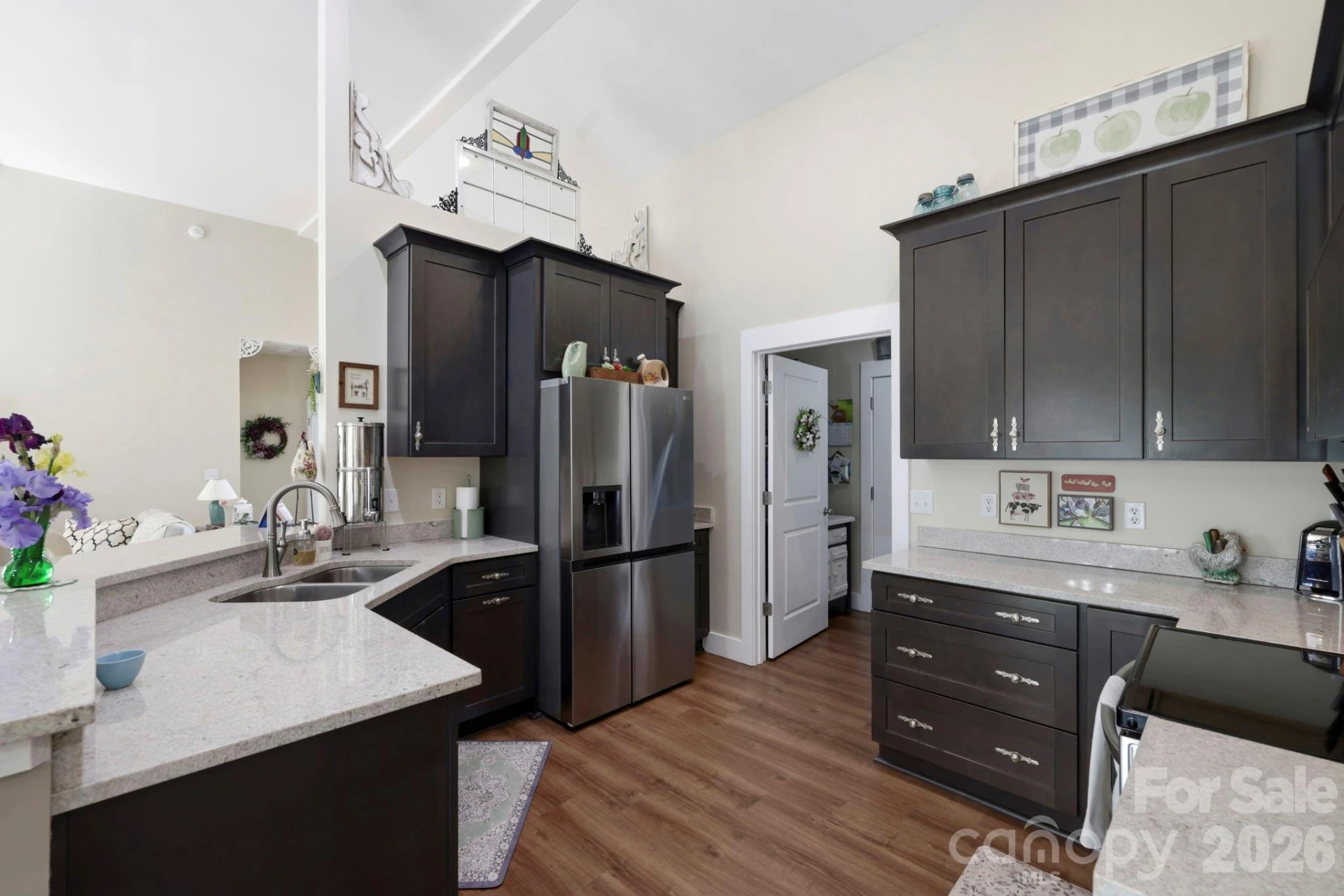 143 Beechnut Drive - Photo 4