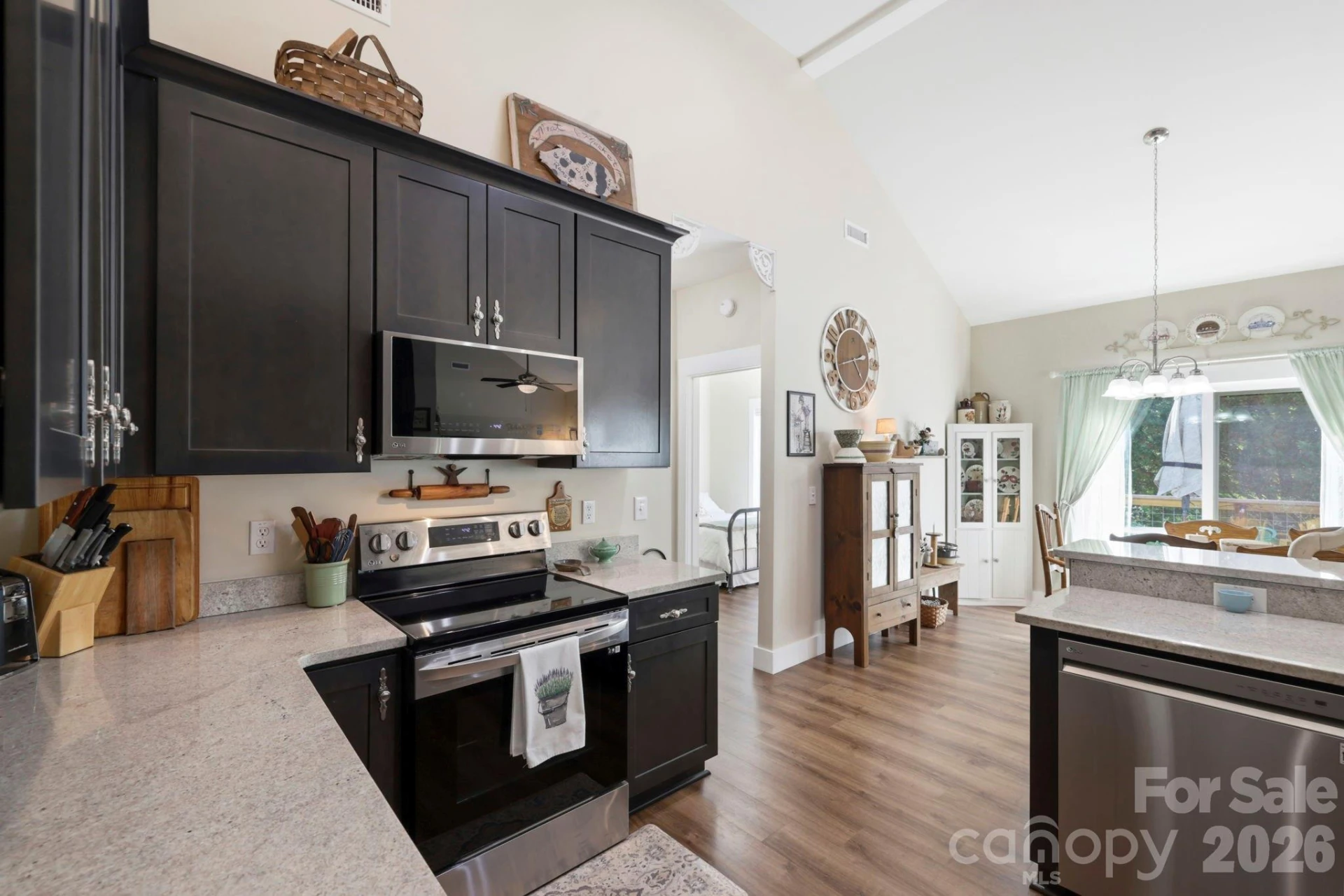 143 Beechnut Drive - Photo 5