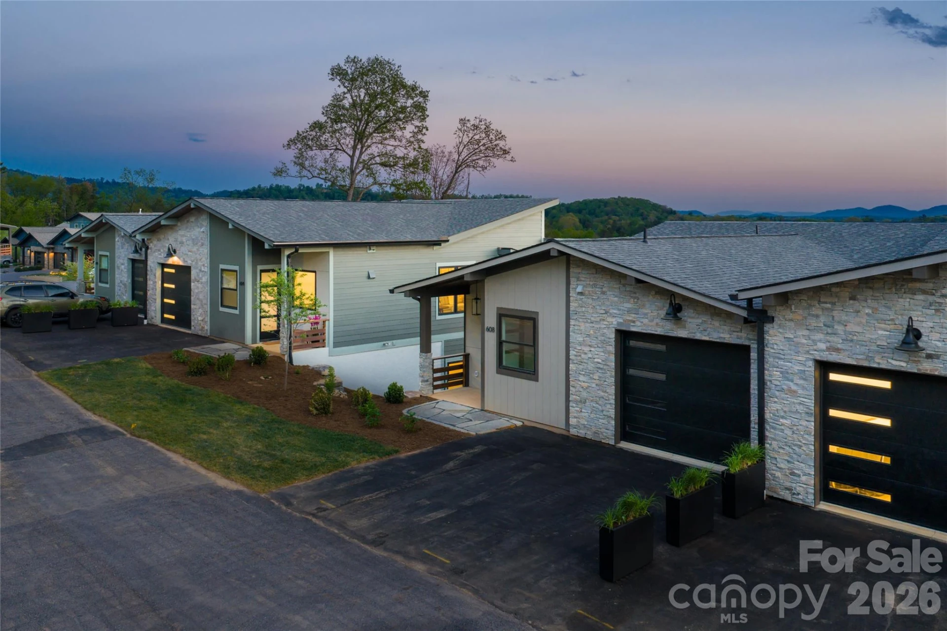 604 Storybook Villas Trail - Photo 6