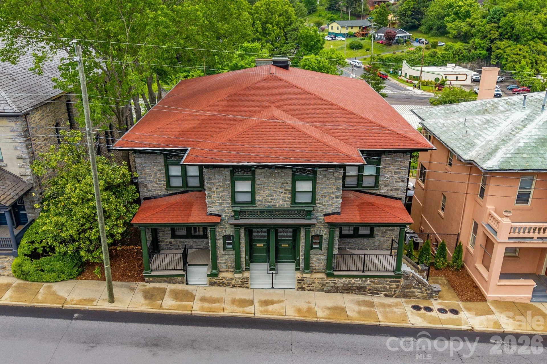 134 Biltmore Avenue #4
