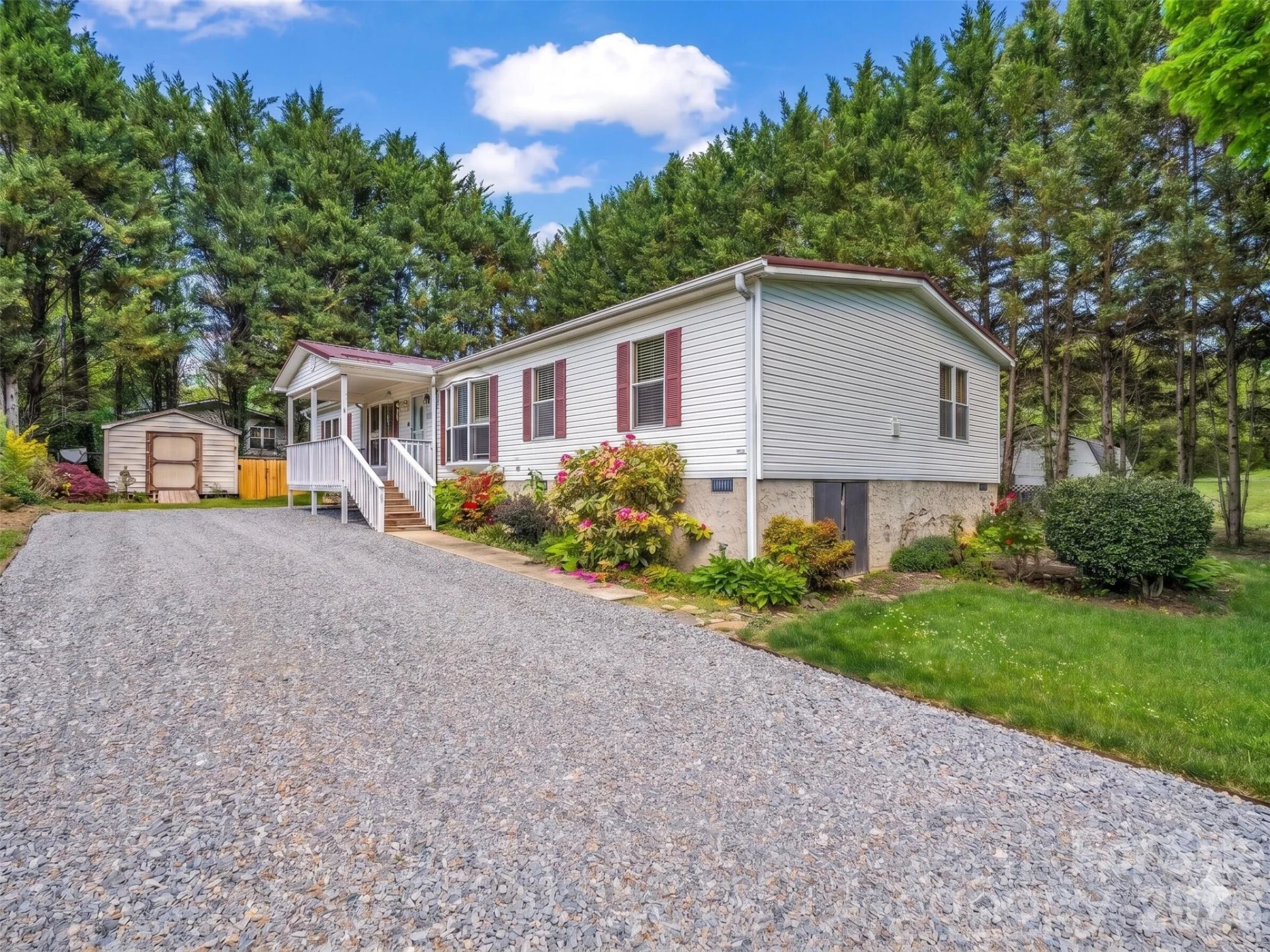 213 Old State Ten Road