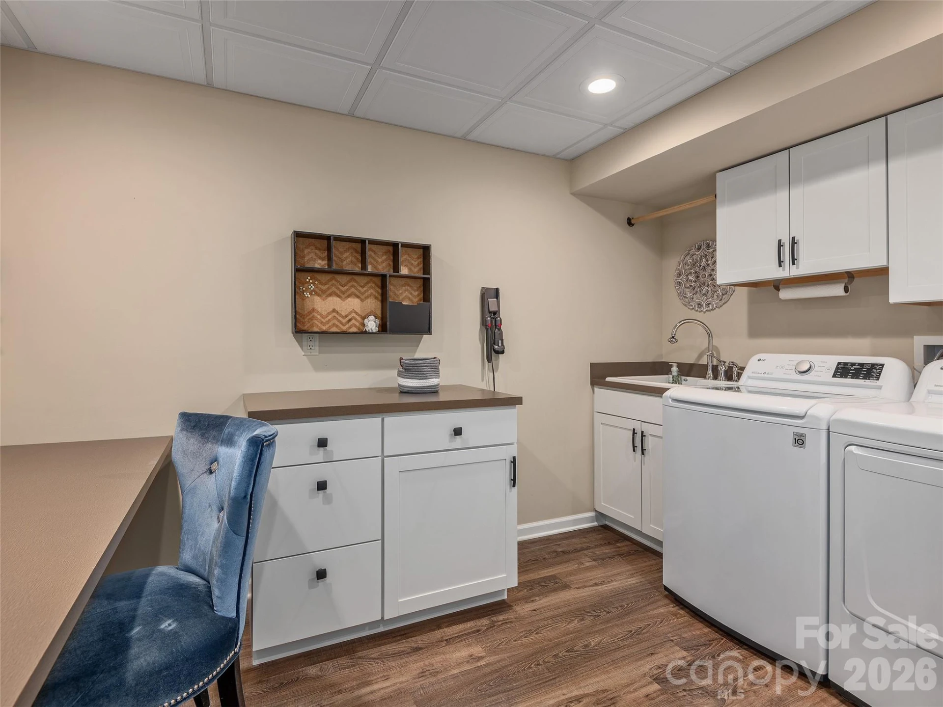 1403 Woodsong Drive - Photo 45