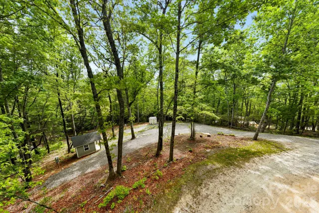 137 Bird Song Road, Penrose, NC, 28766