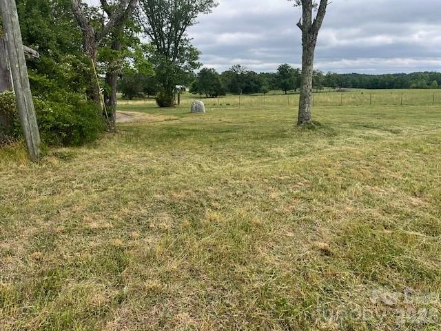 304 Floyd Blackwell Road - Photo 5