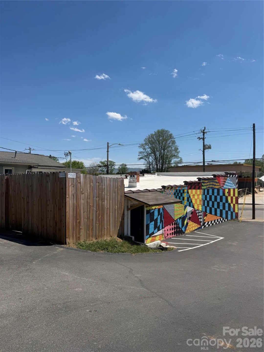 645 & 647 Haywood Road - Photo 4