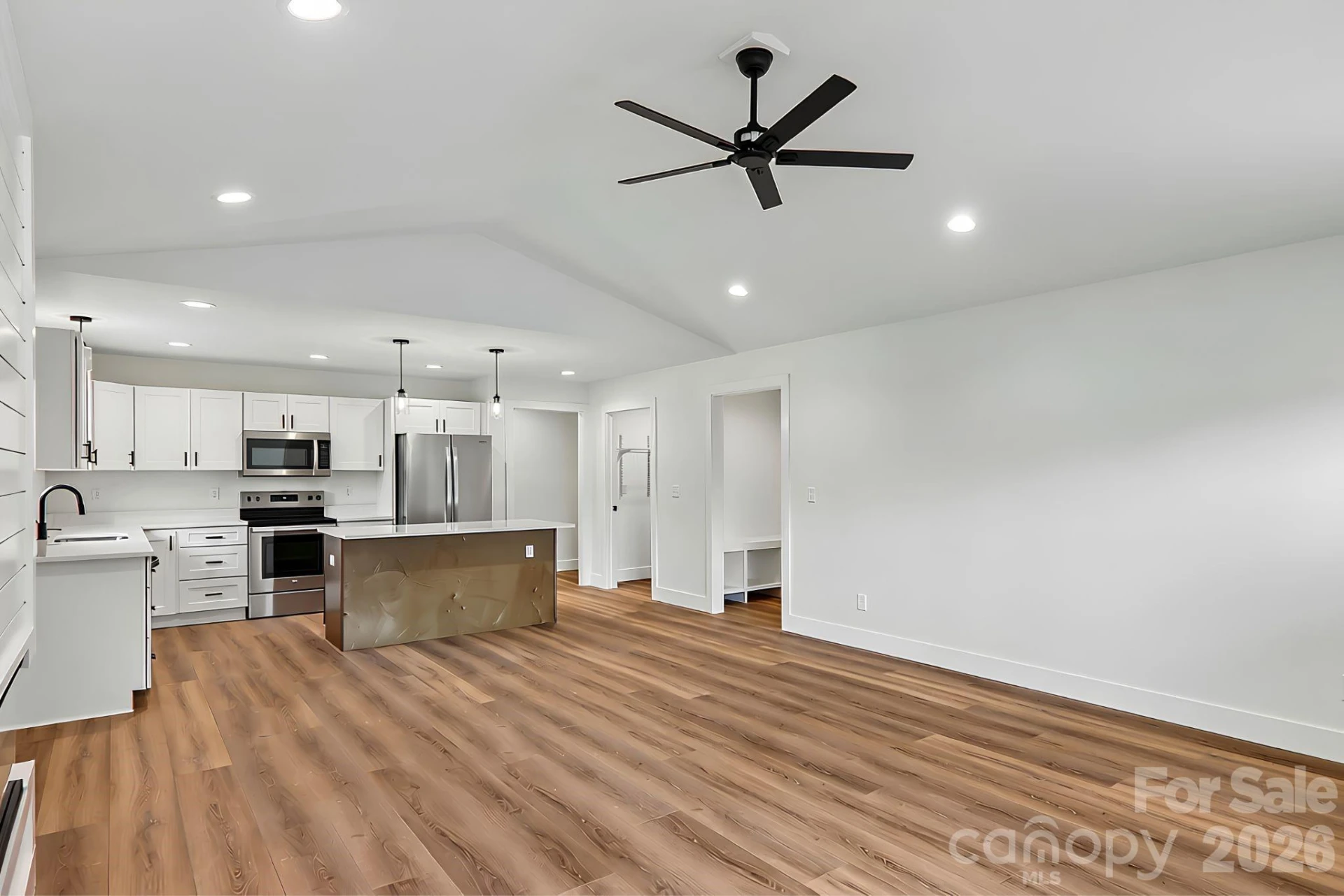 124 N Main Street - Photo 10