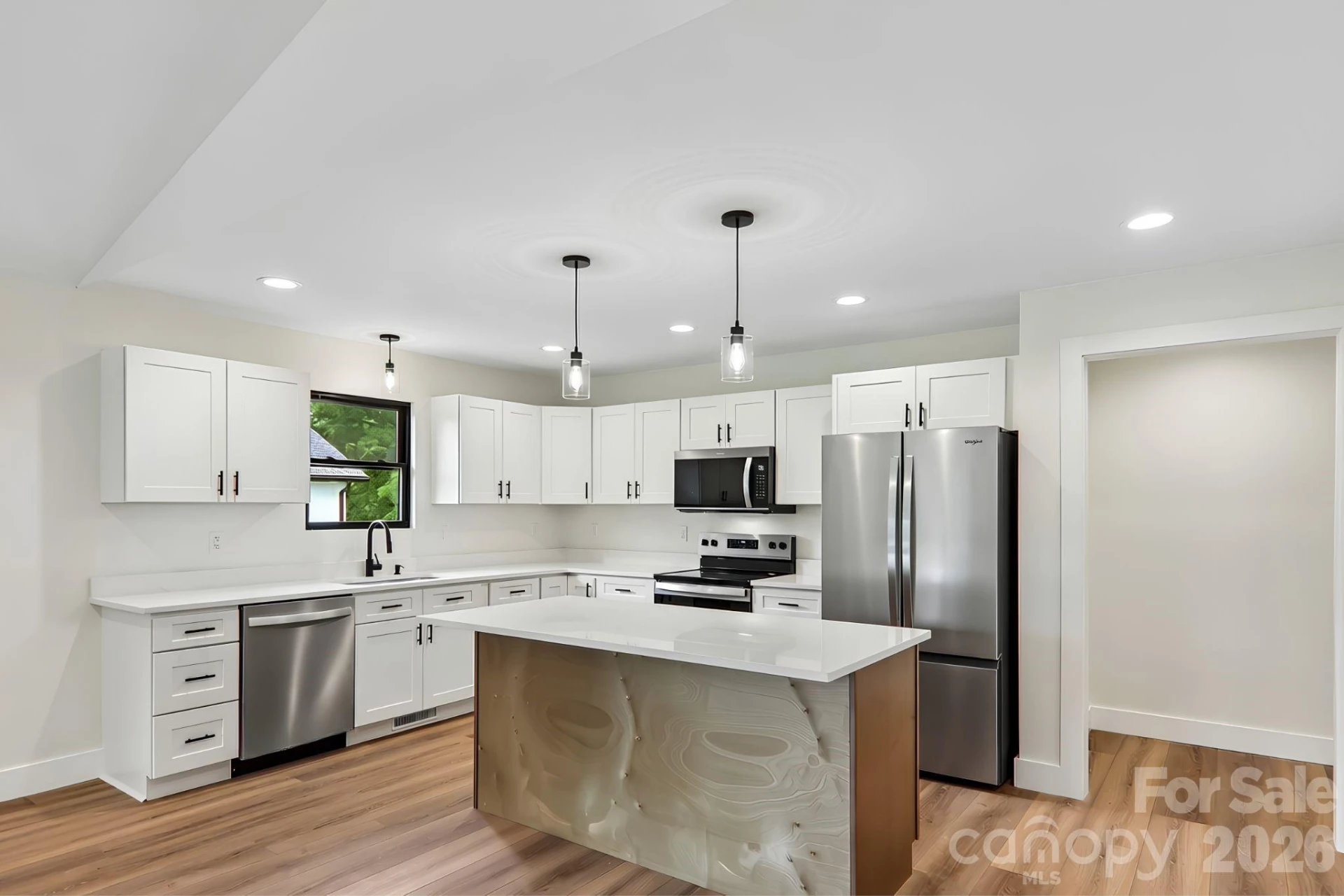 124 N Main Street - Photo 12