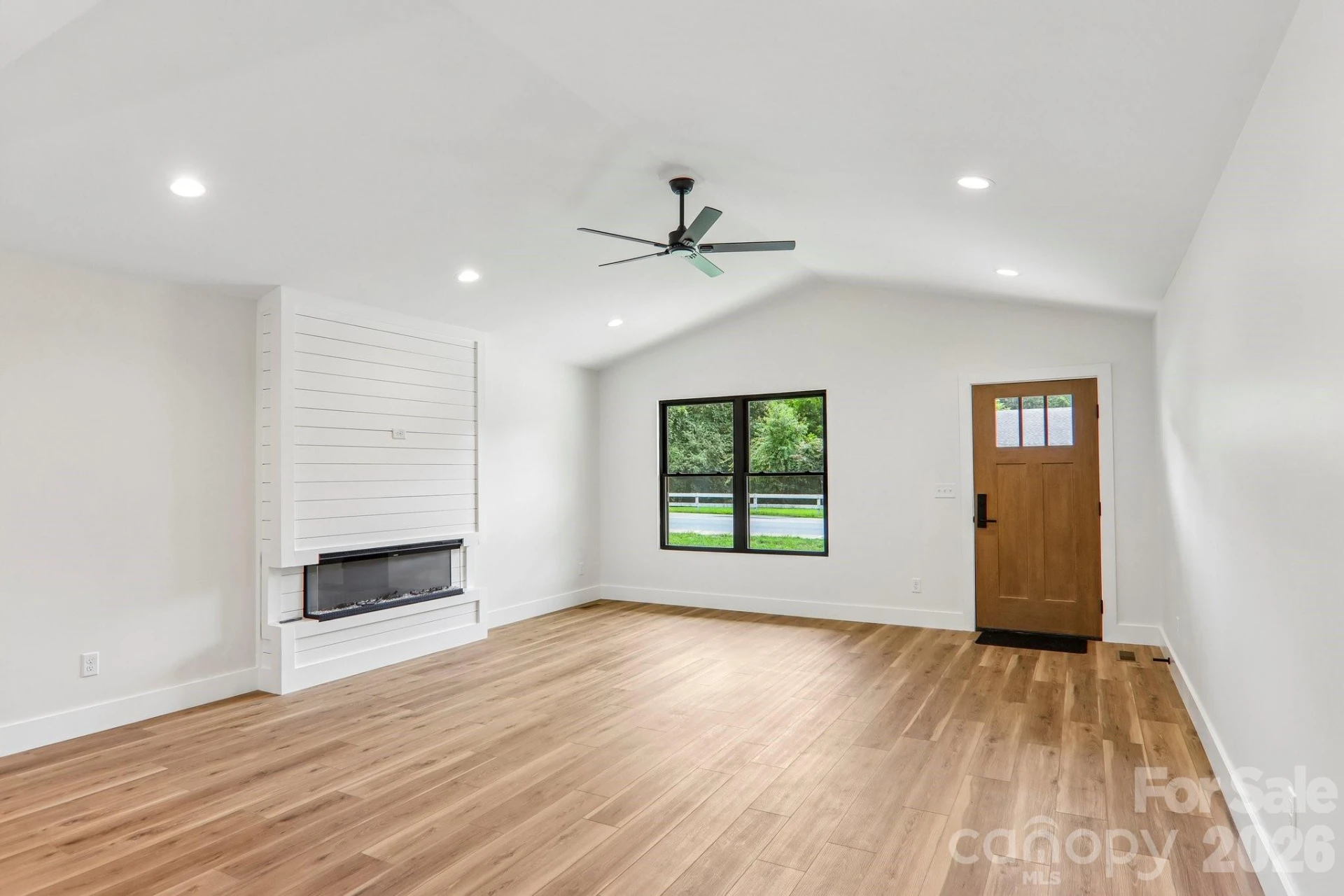 140 N Main Street - Photo 10