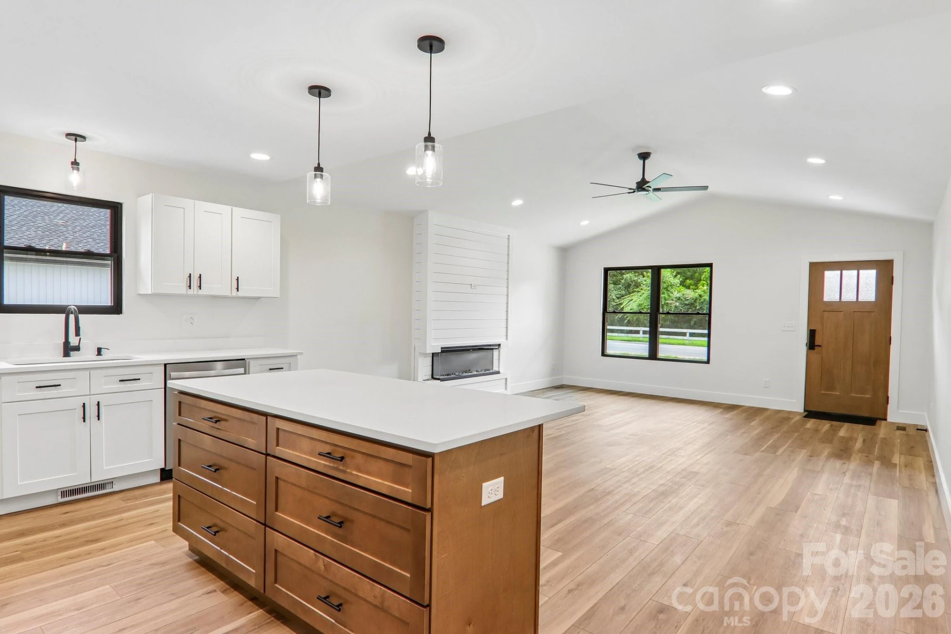 140 N Main Street - Photo 9