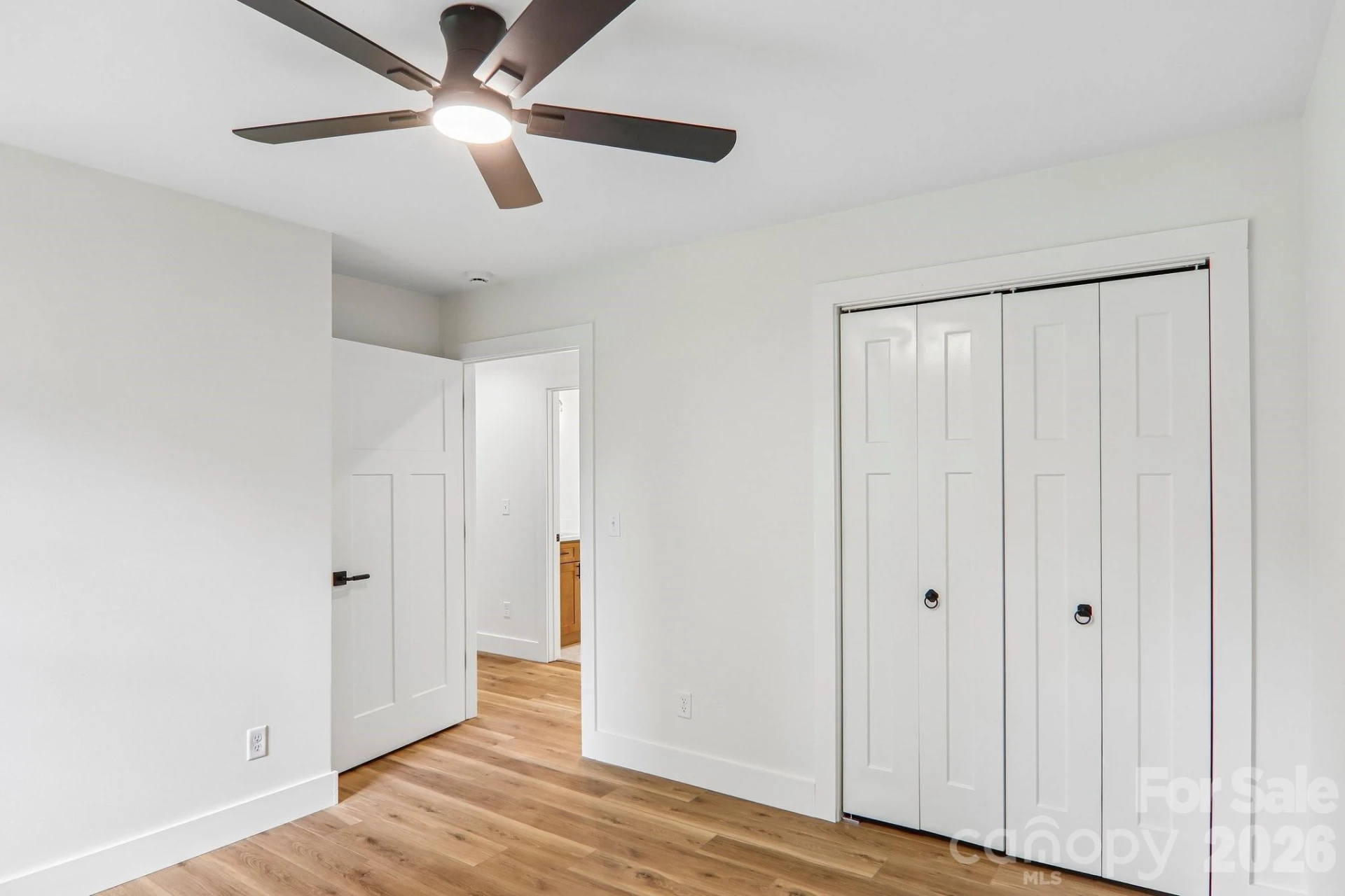 140 N Main Street - Photo 22