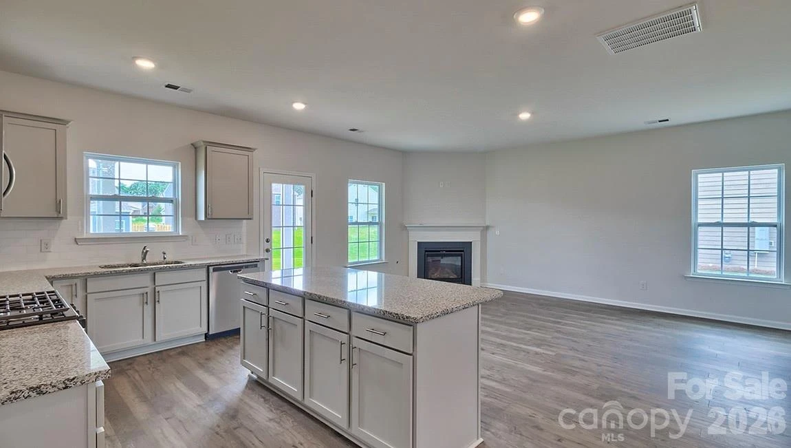 33 Queen Valley Way - Photo 8