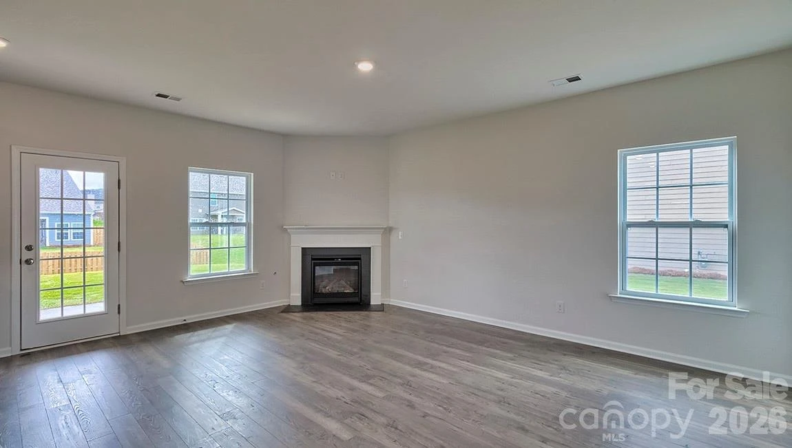 33 Queen Valley Way - Photo 9