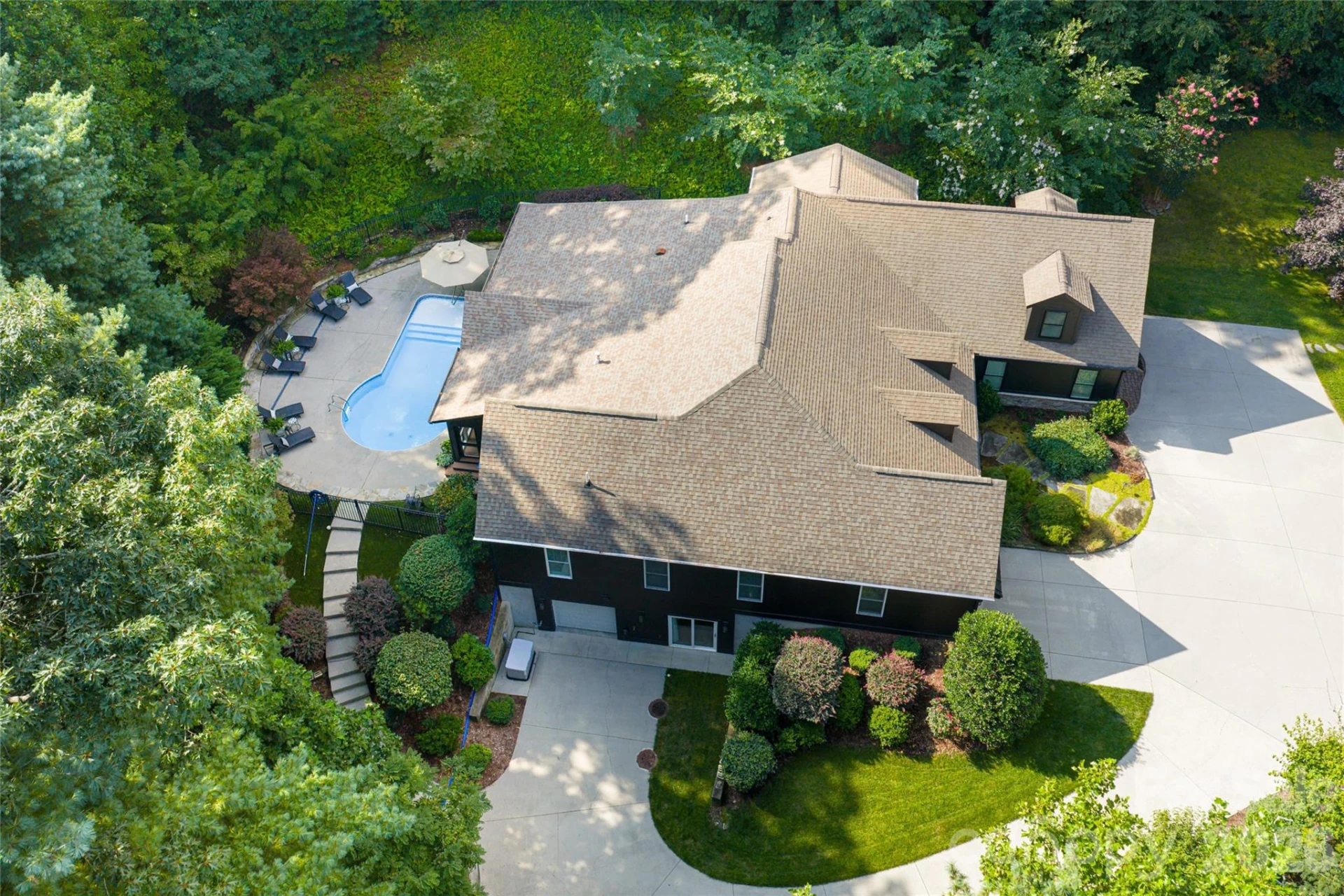 300 White Pine Drive - Photo 43