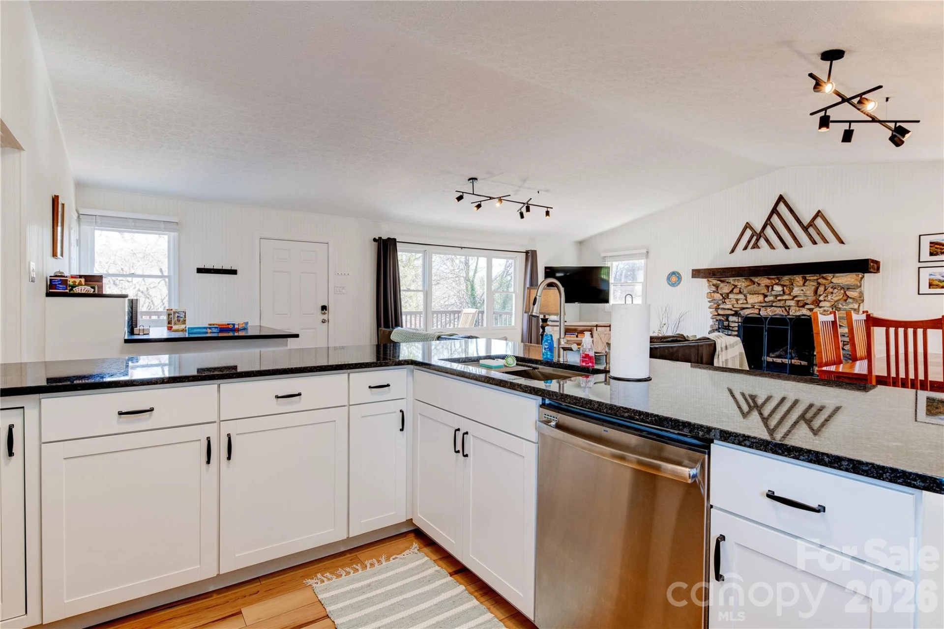 208 Altamahaw Avenue - Photo 5