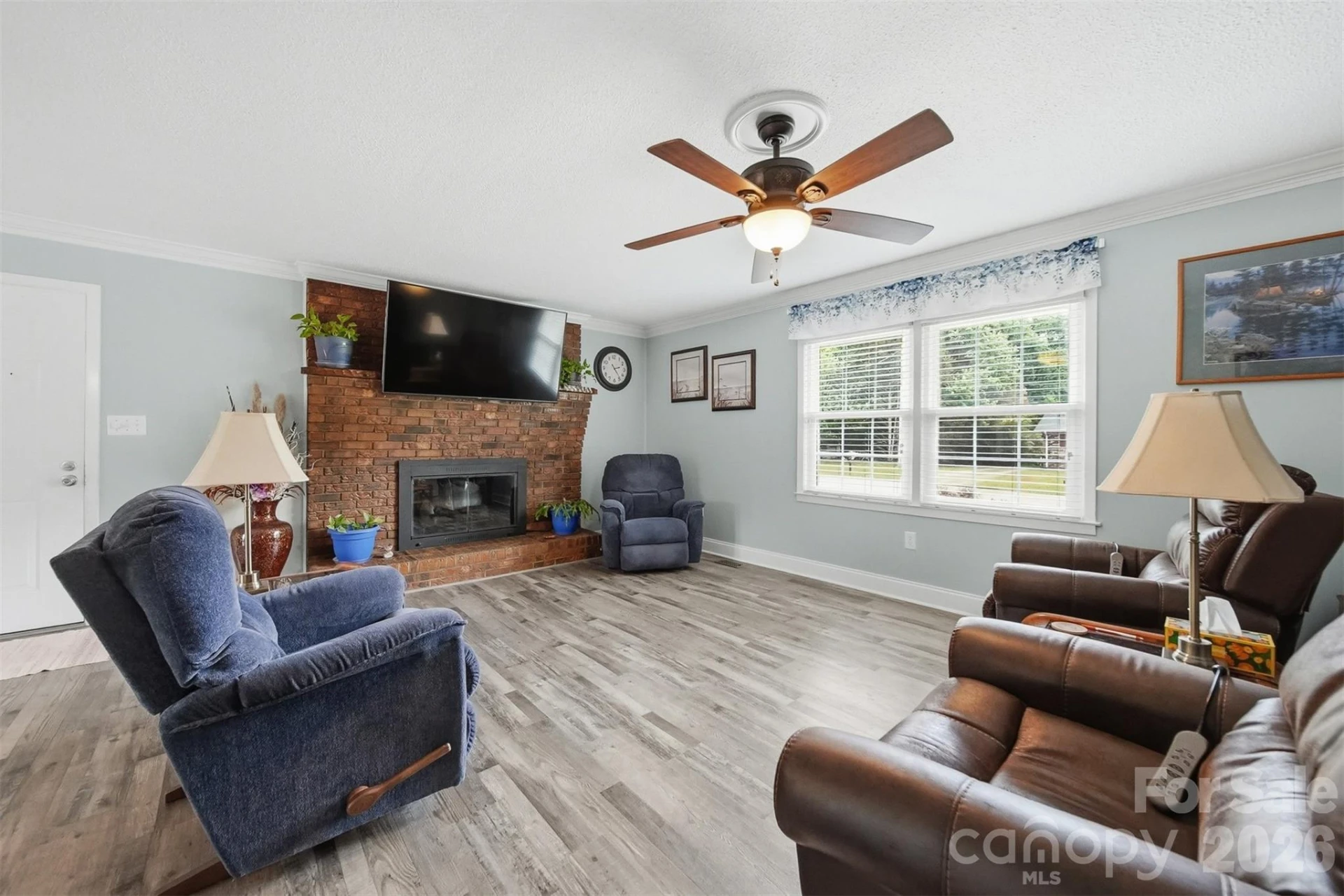 190 Dixie Trail Drive - Photo 2