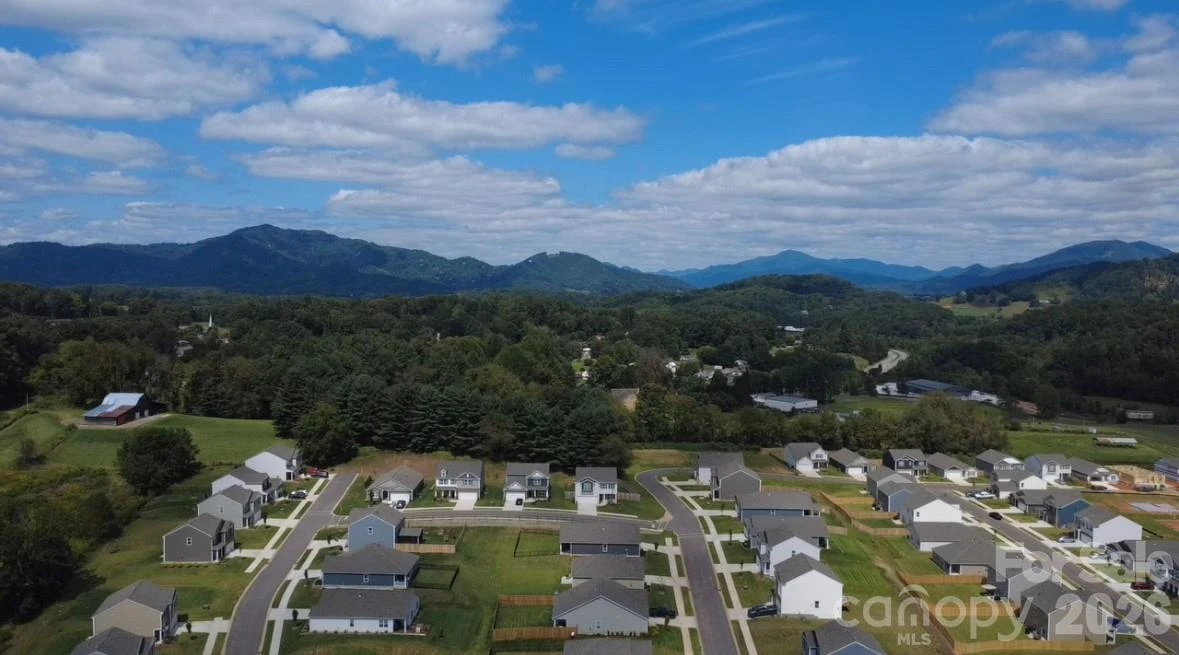 123 Ridgehaven Drive - Photo 2