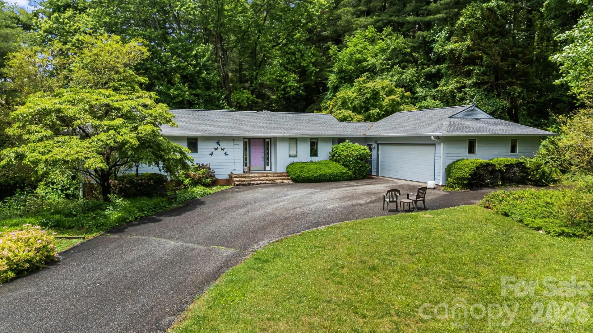 11 Beaumont Drive - Photo 2